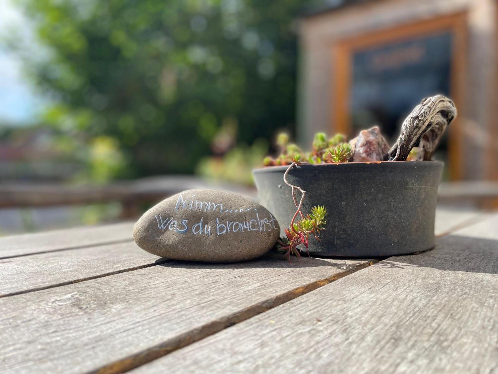 Ferienwohnung Im VitalArt Naturgarten Zweibrücken Exterior foto