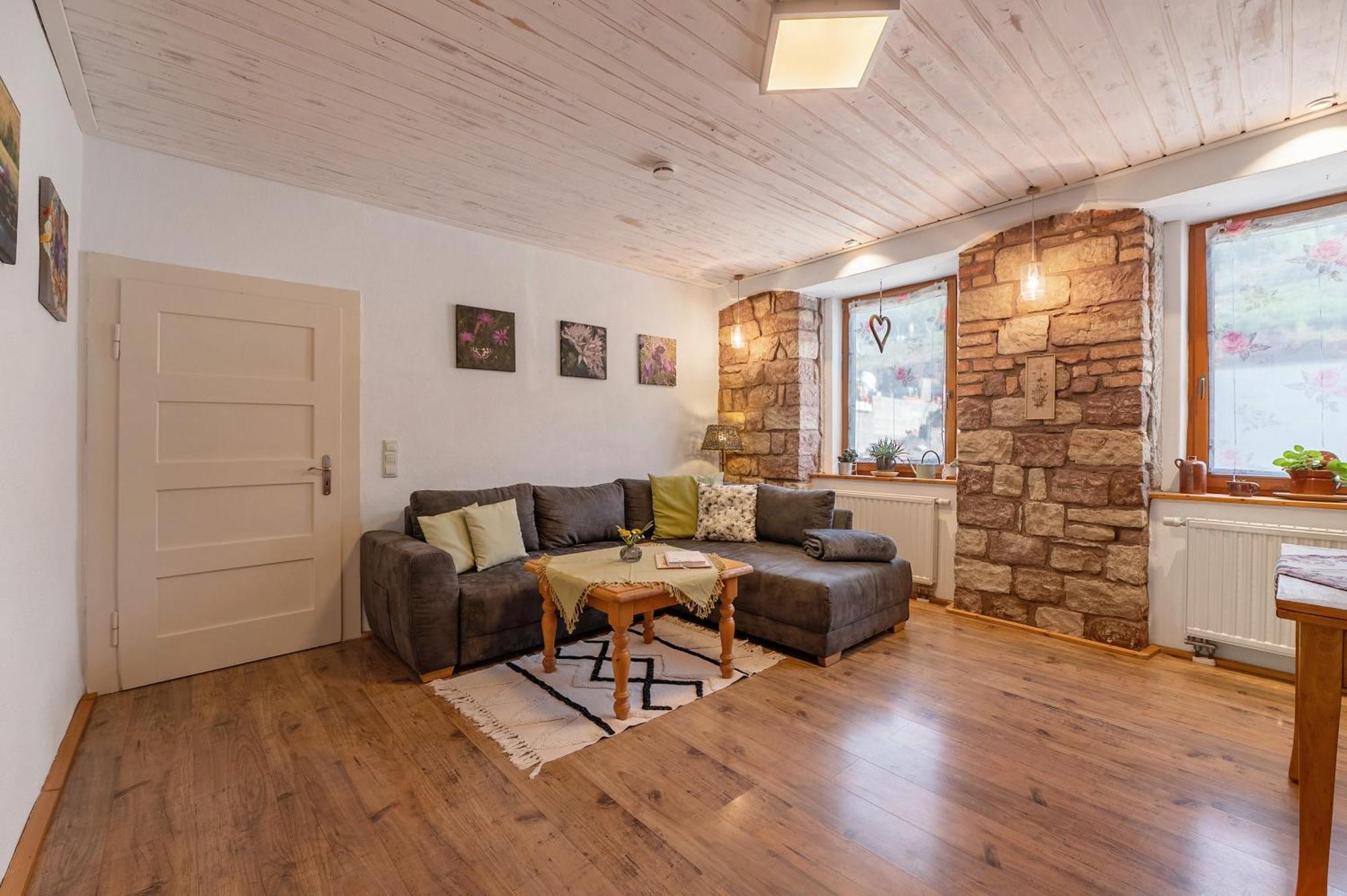 Ferienwohnung Im VitalArt Naturgarten Zweibrücken Exterior foto