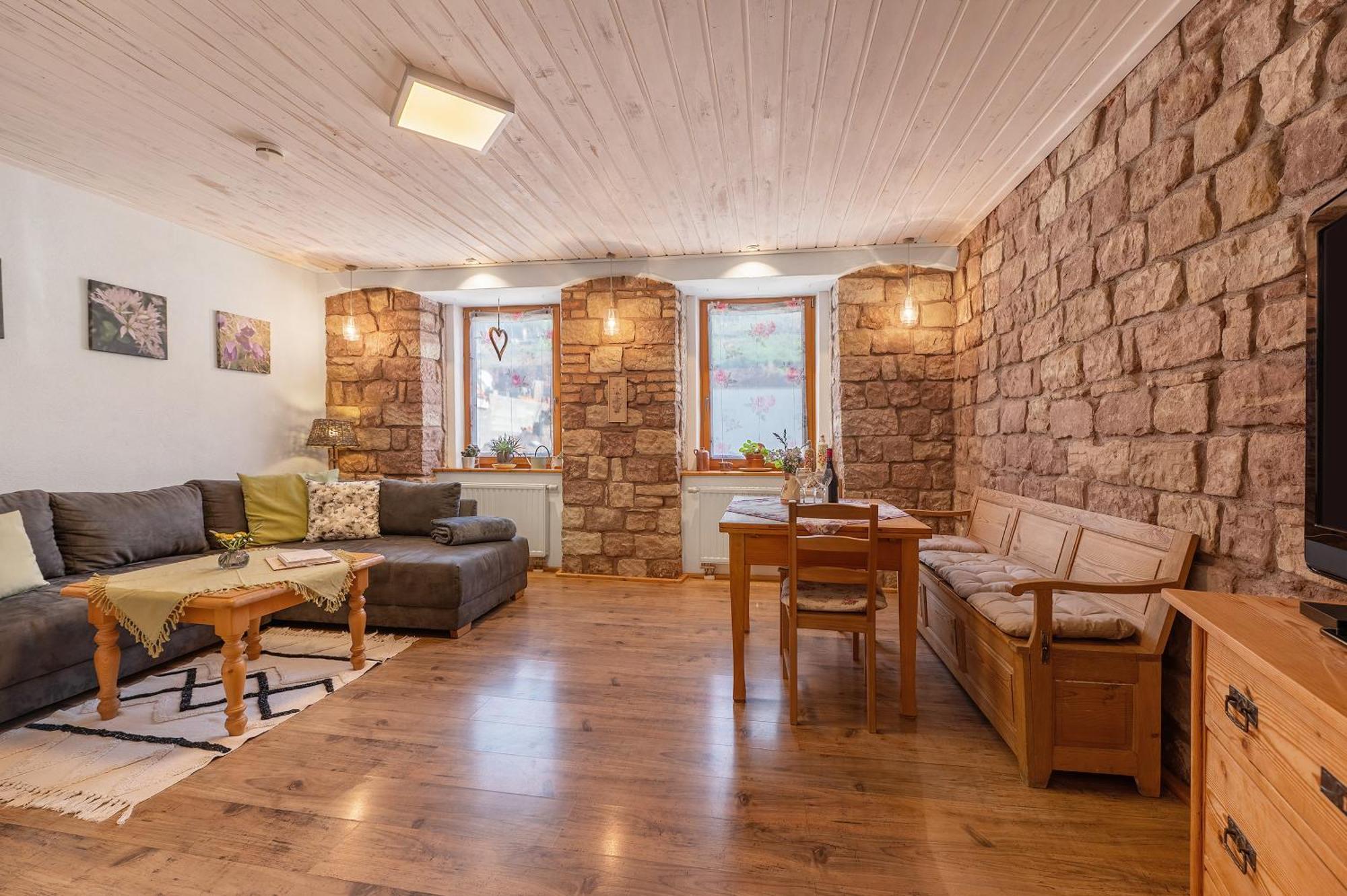 Ferienwohnung Im VitalArt Naturgarten Zweibrücken Exterior foto