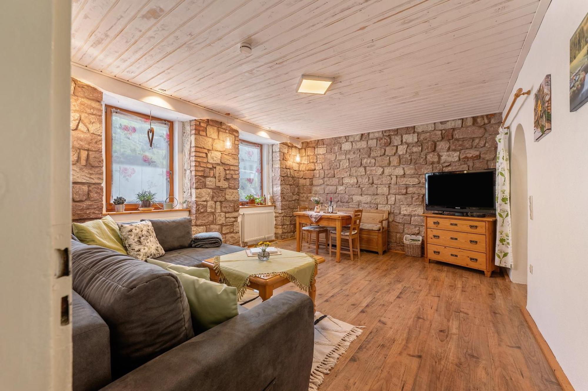 Ferienwohnung Im VitalArt Naturgarten Zweibrücken Exterior foto