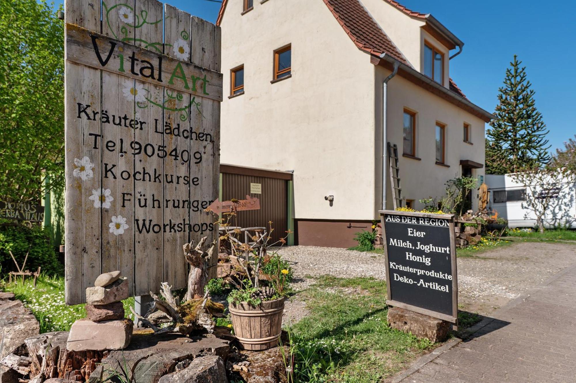 Ferienwohnung Im VitalArt Naturgarten Zweibrücken Exterior foto