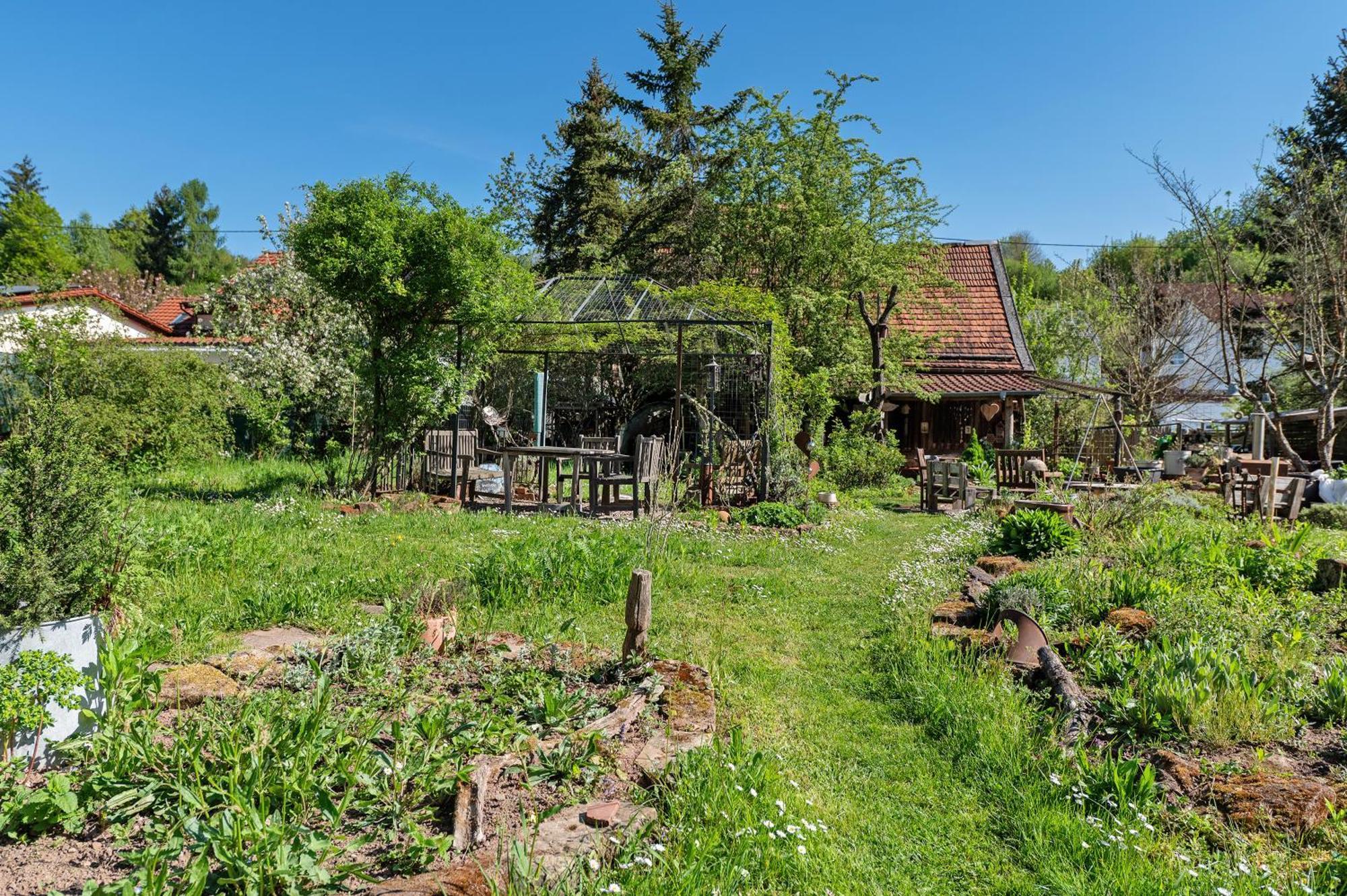Ferienwohnung Im VitalArt Naturgarten Zweibrücken Exterior foto